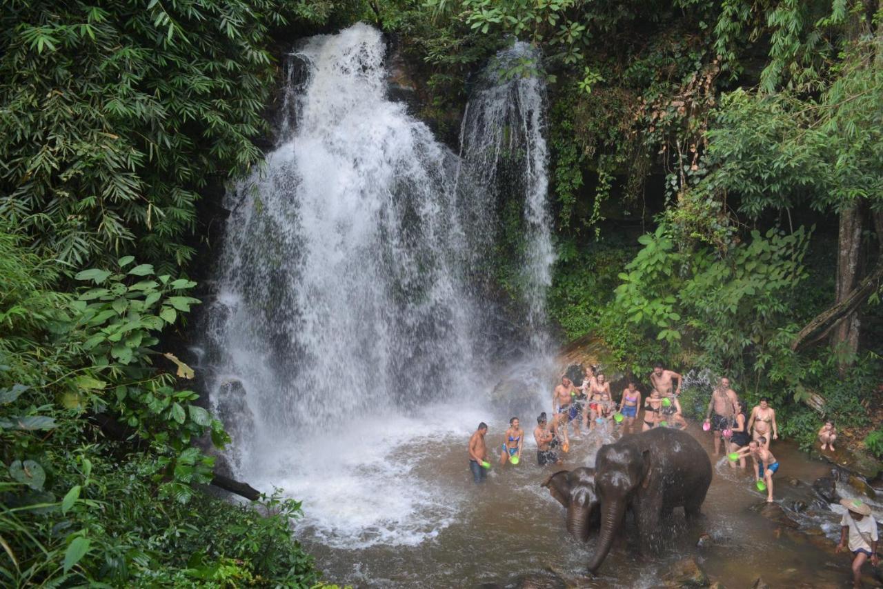 Stamps Backpackers Hostel Chiang Mai Luaran gambar