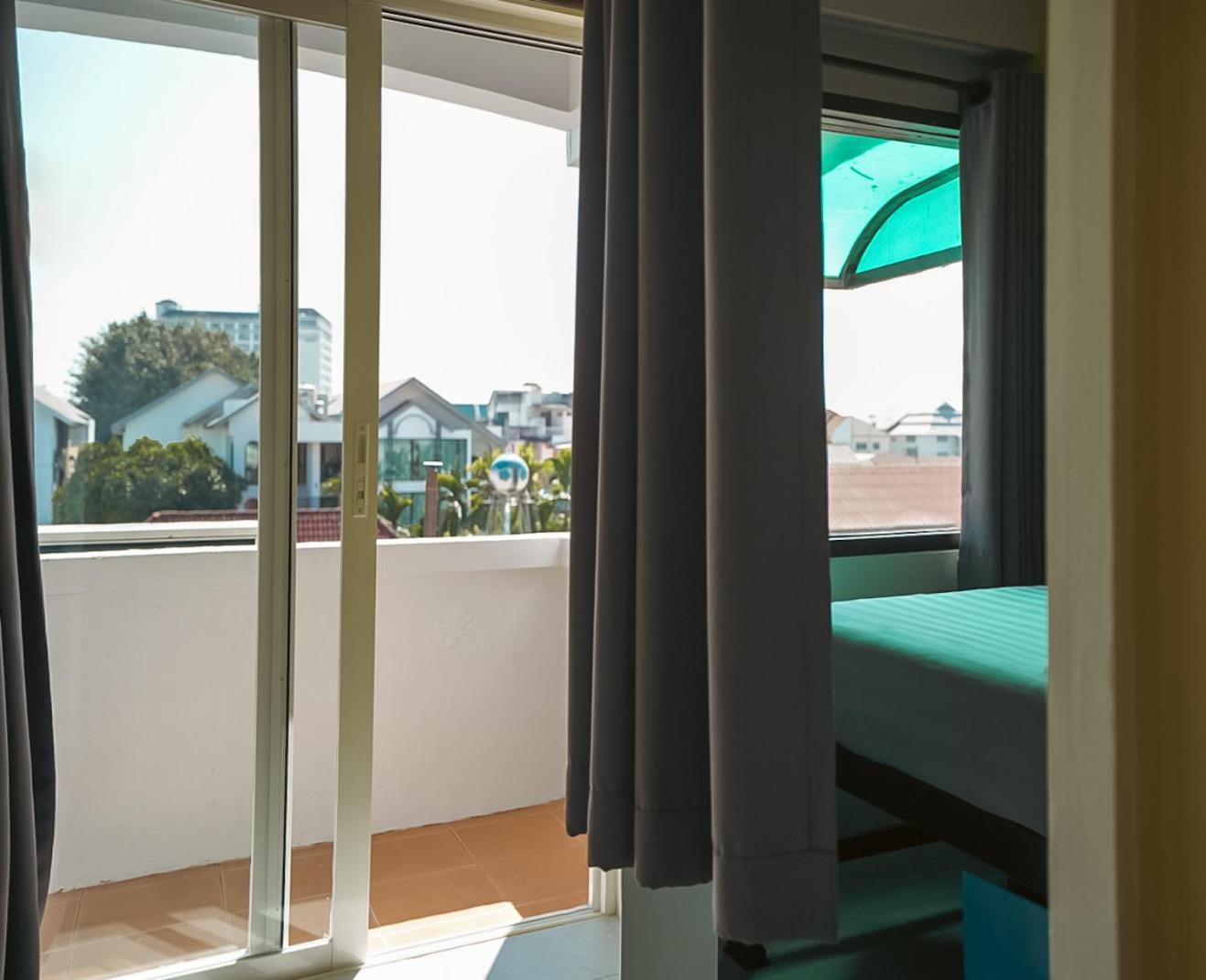 Stamps Backpackers Hostel Chiang Mai Luaran gambar